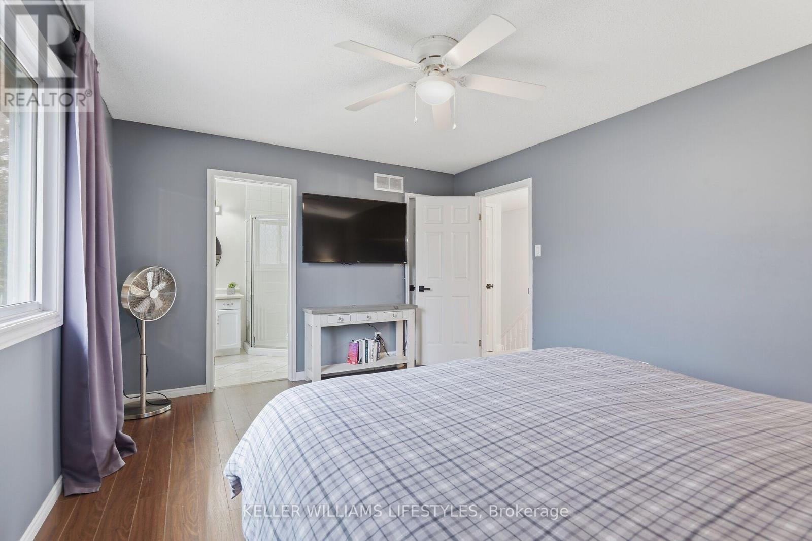 22 TANOAK DRIVE - 21
