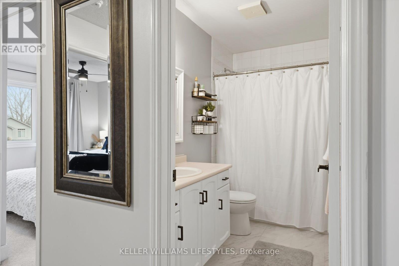 22 TANOAK DRIVE - 28