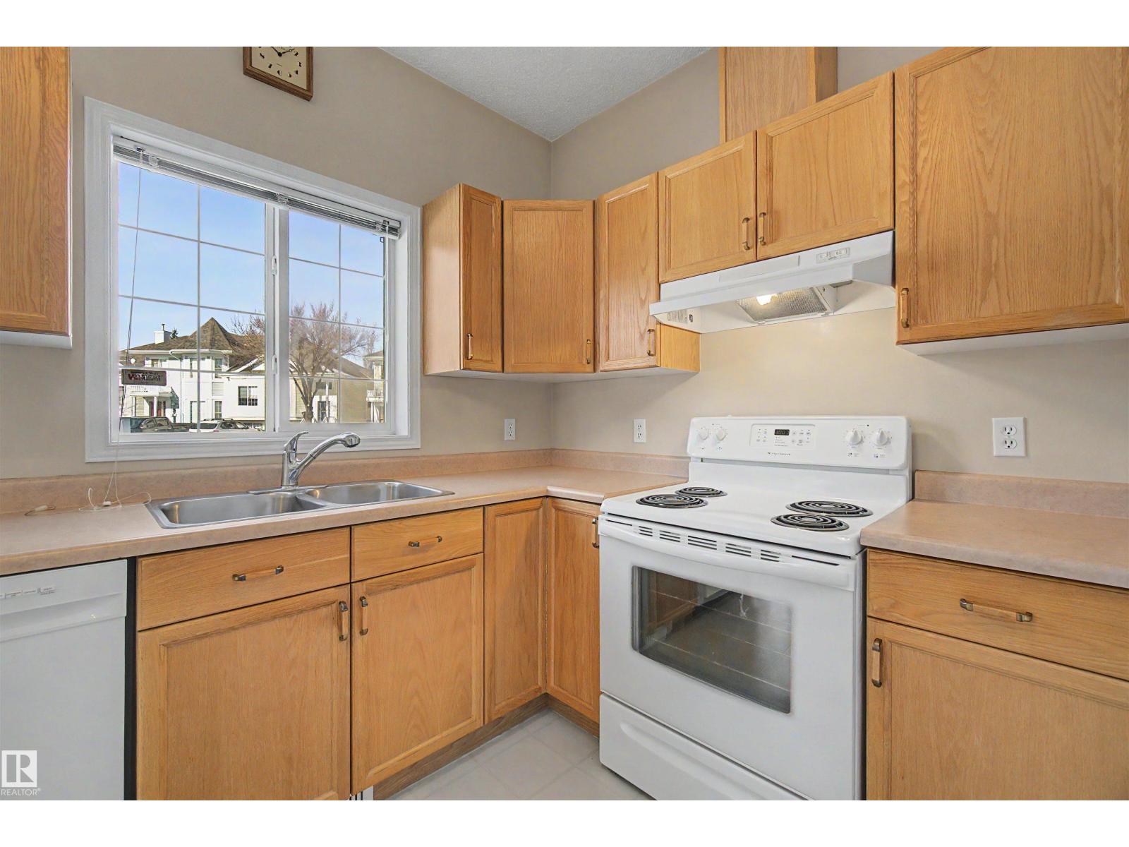 56 1780 Glastonbury BLVD NW, Edmonton