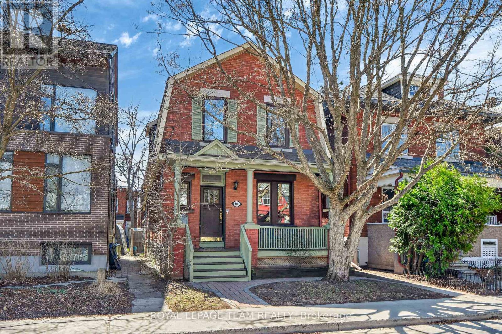 In the heart of Old Ottawa South! 140 Aylmer Ave