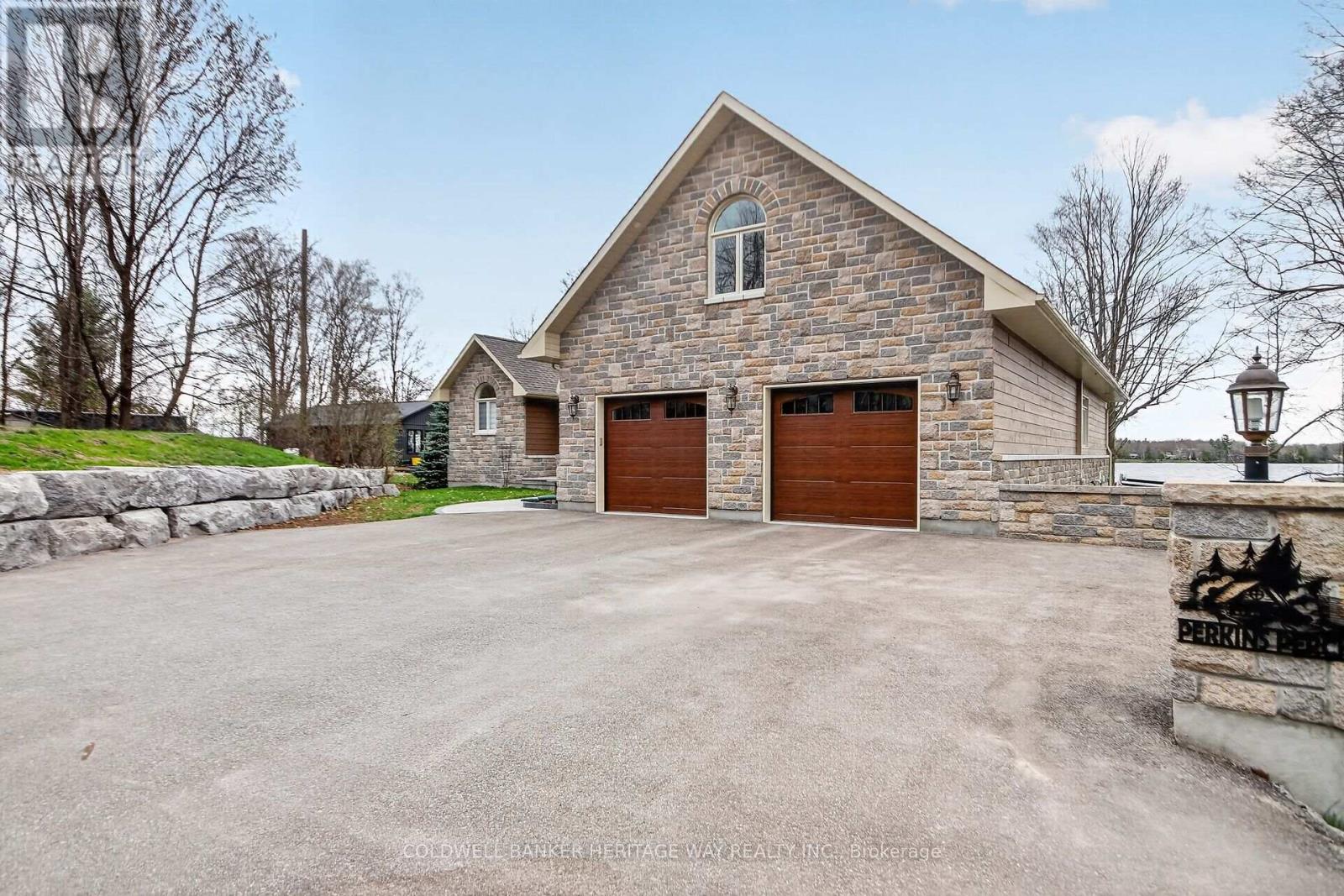102 HERON LANE - photo 2