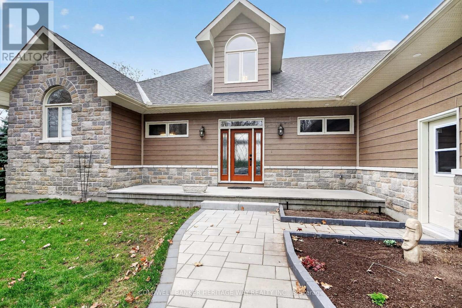 102 HERON LANE - photo 3