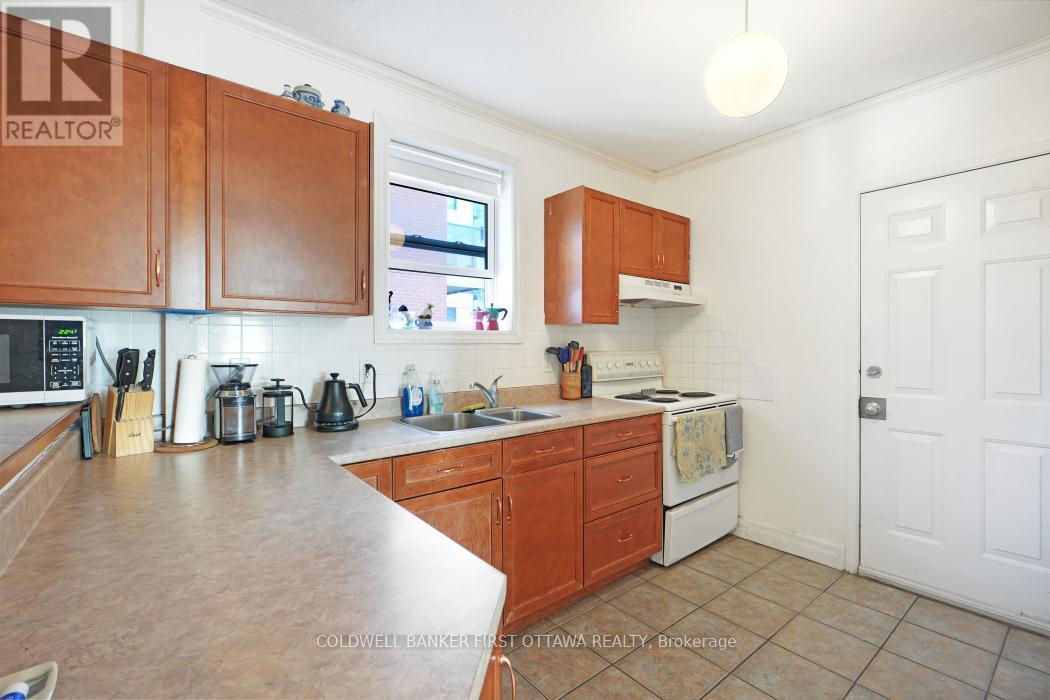 95 BARRETTE STREET - 14