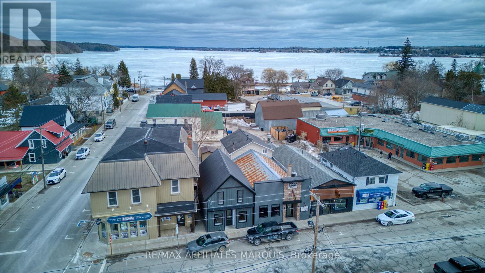 5 CHURCH STREET E - 22
