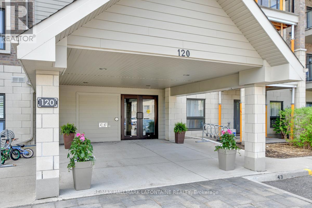 #114 120 PRESTIGE CIRCLE - 2
