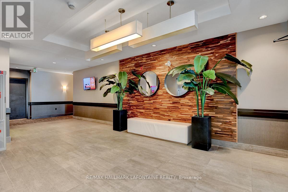 #114 120 PRESTIGE CIRCLE - 3