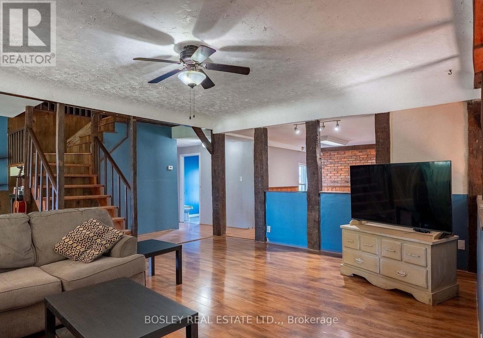 5080 SHERKSTON ROAD - 13