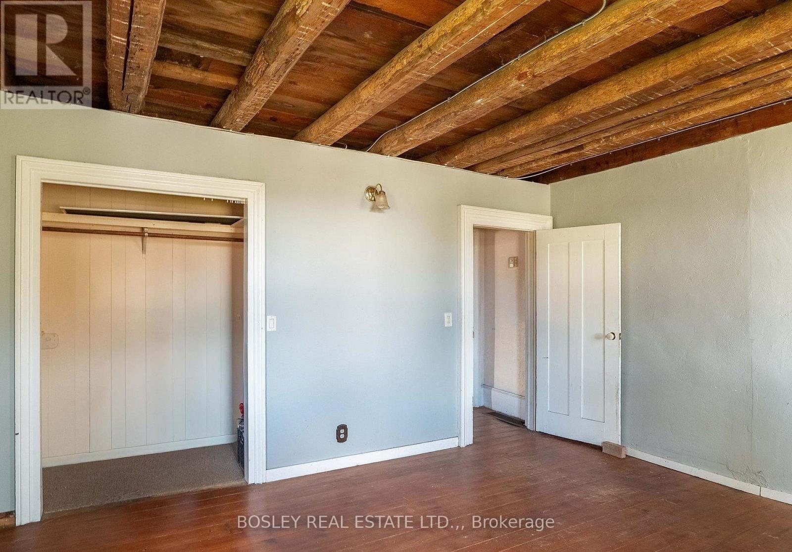 5080 SHERKSTON ROAD - 18
