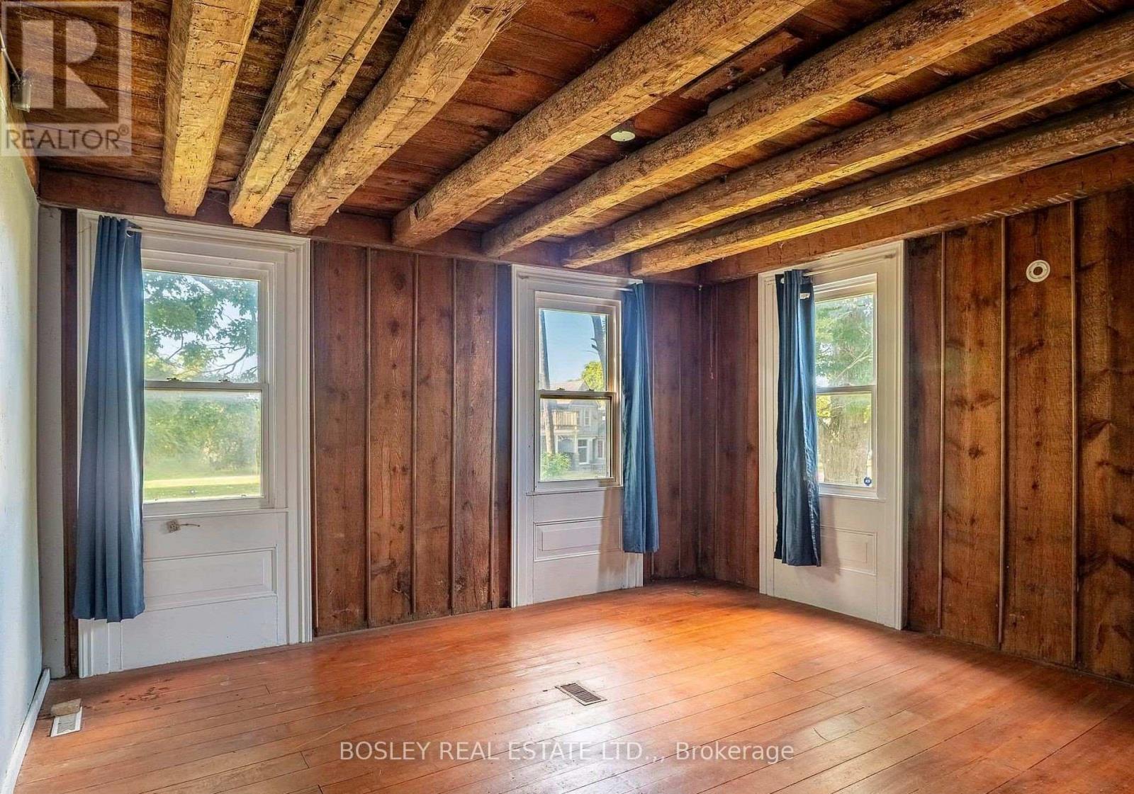 5080 SHERKSTON ROAD - 19