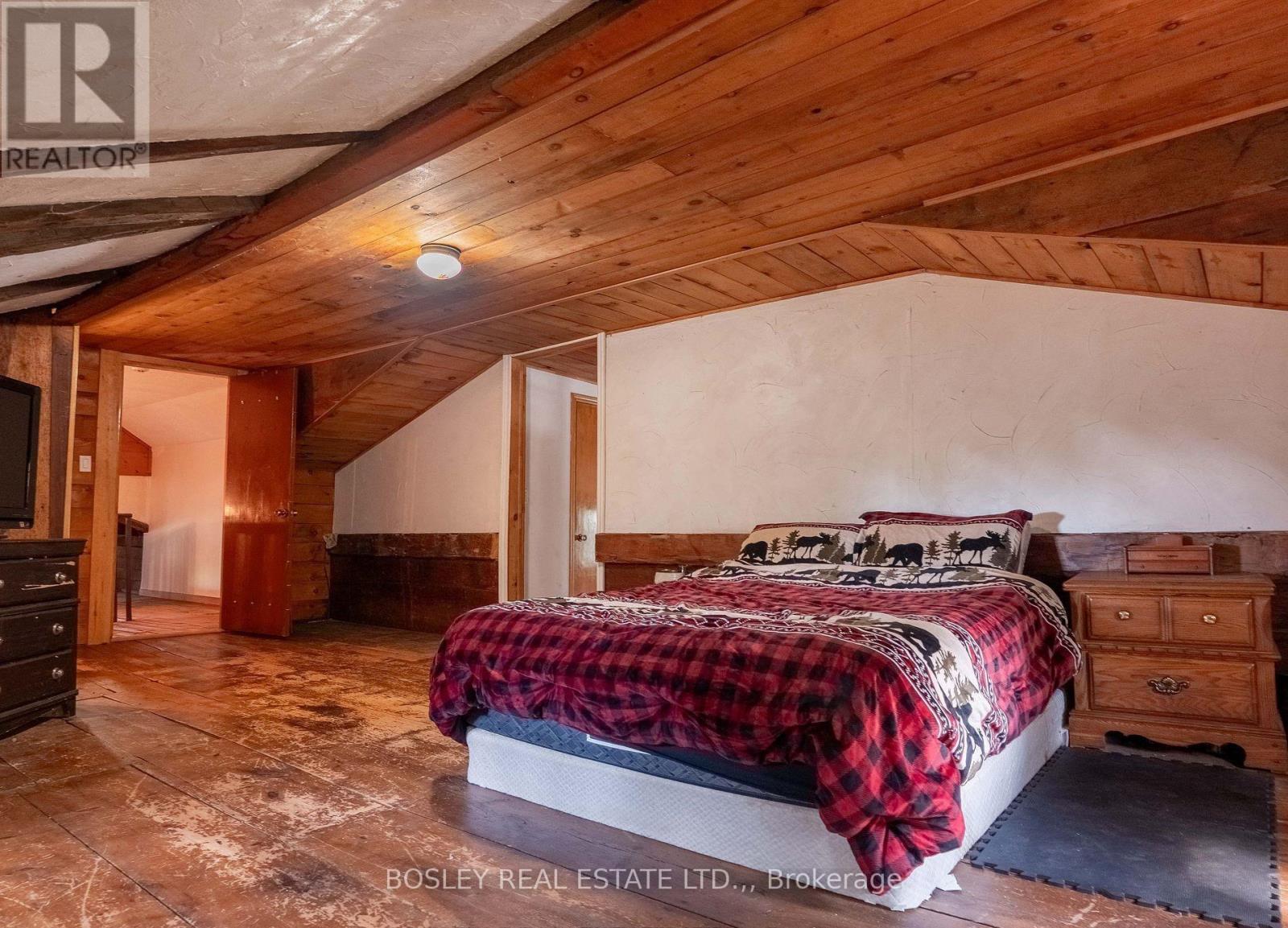 5080 SHERKSTON ROAD - 25