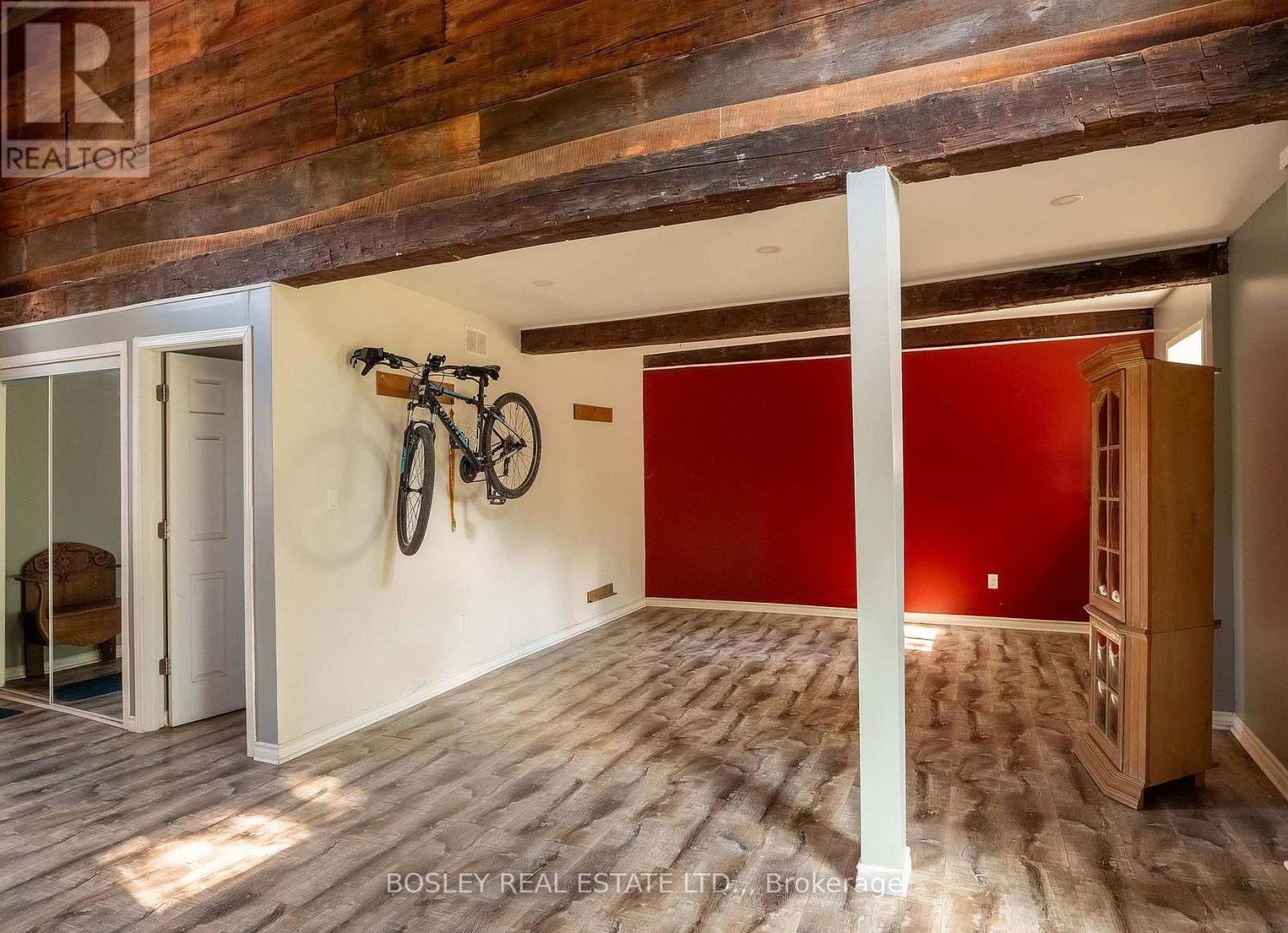 5080 SHERKSTON ROAD - 5