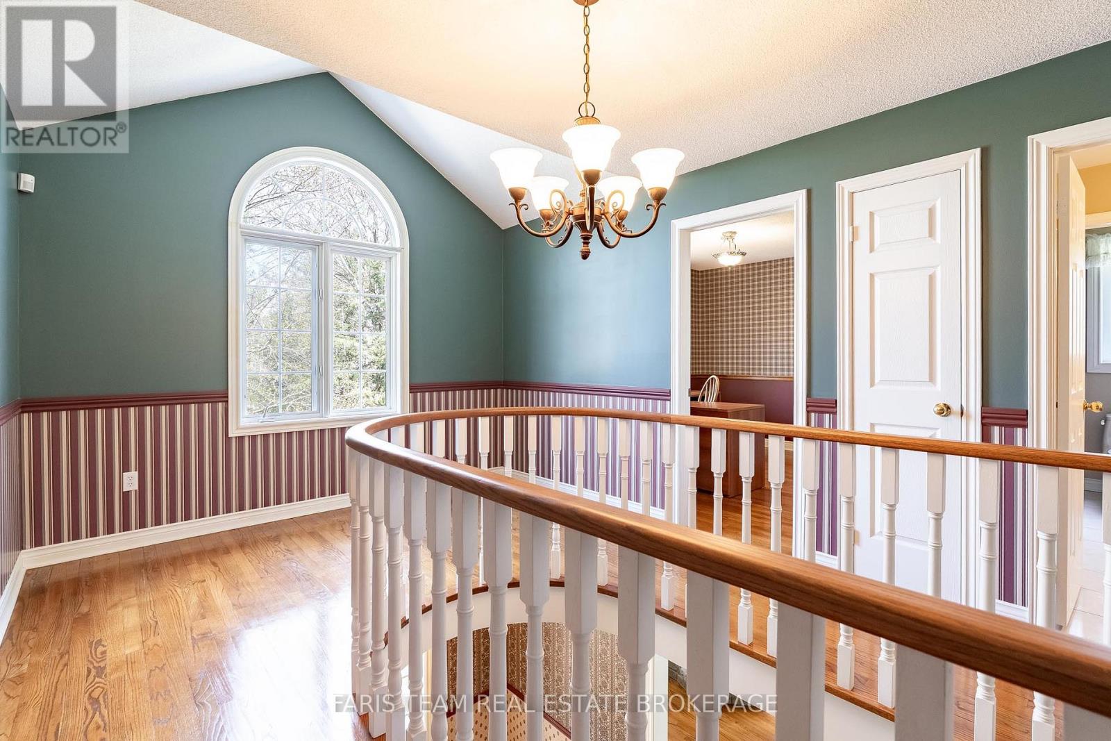 25 AVERILL COURT - 22