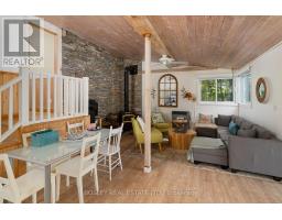 Cottage - 150 Farlain Lake Road E, Tiny, ON L9M0B5 Photo 8