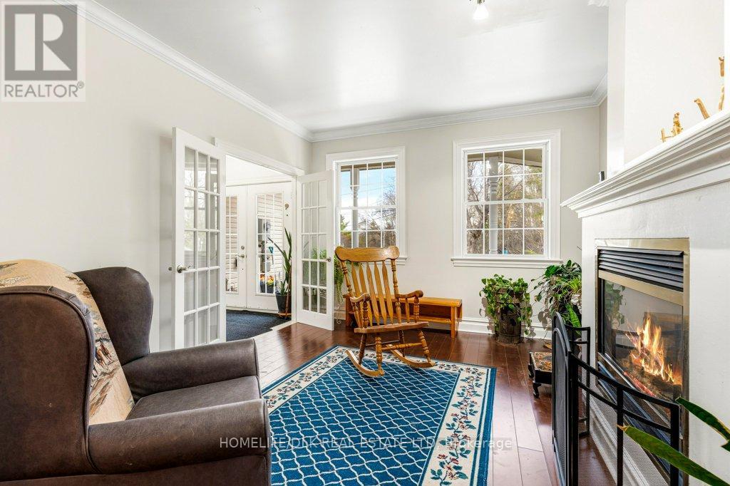 109 CHARLOTTE STREET - 6