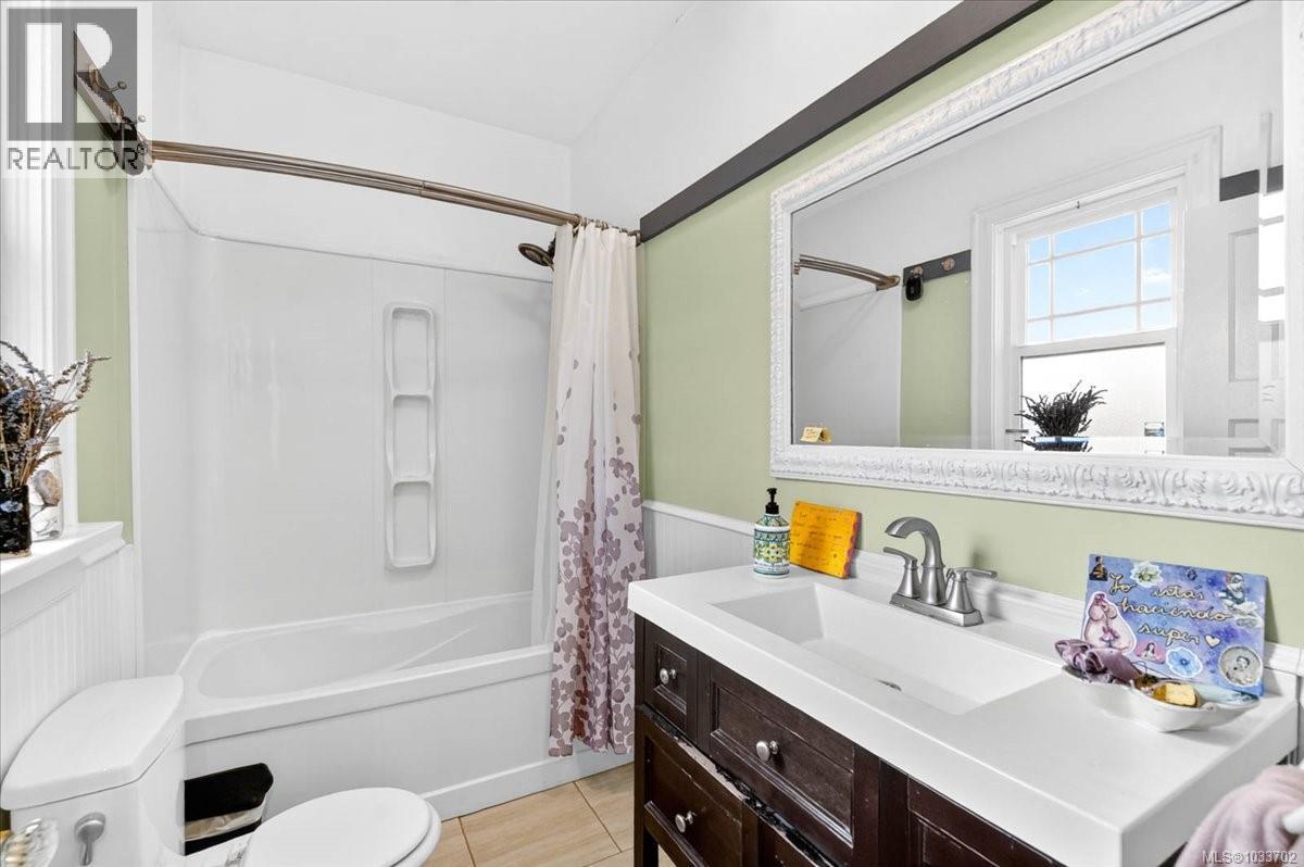 4613 Burde St, Port Alberni
