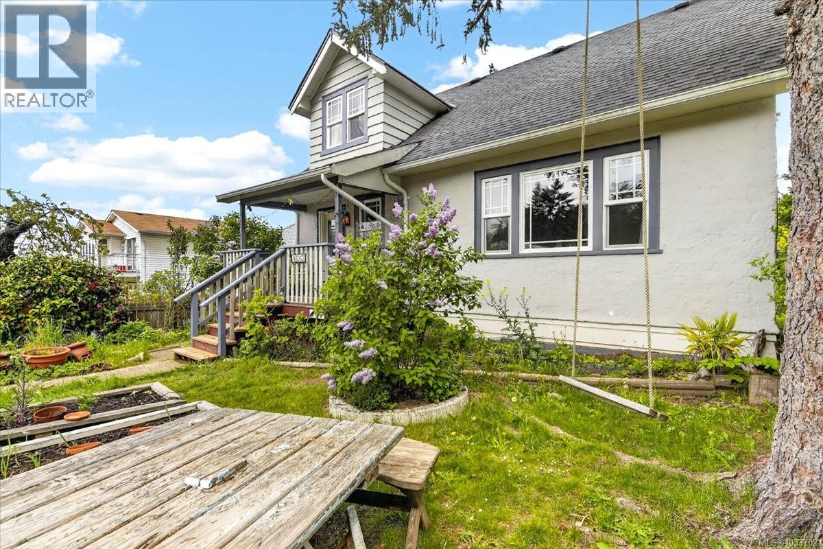 4613 Burde St, Port Alberni