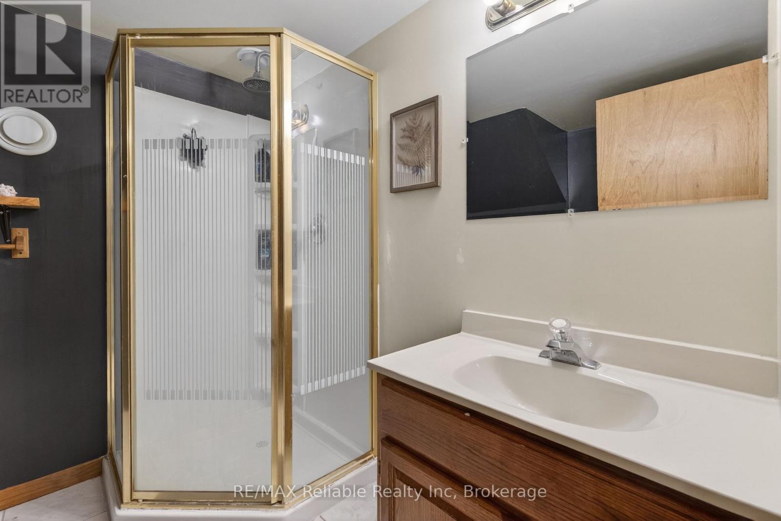 131 CAYLEY STREET - 23