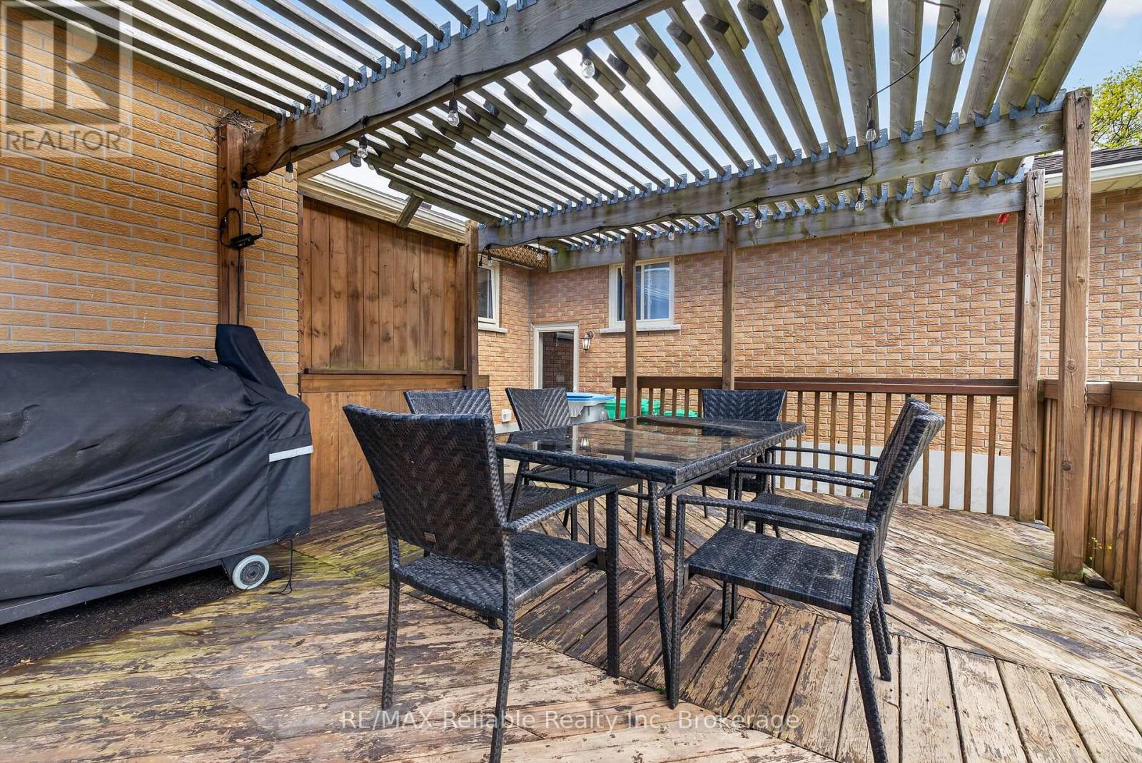 131 CAYLEY STREET - 25