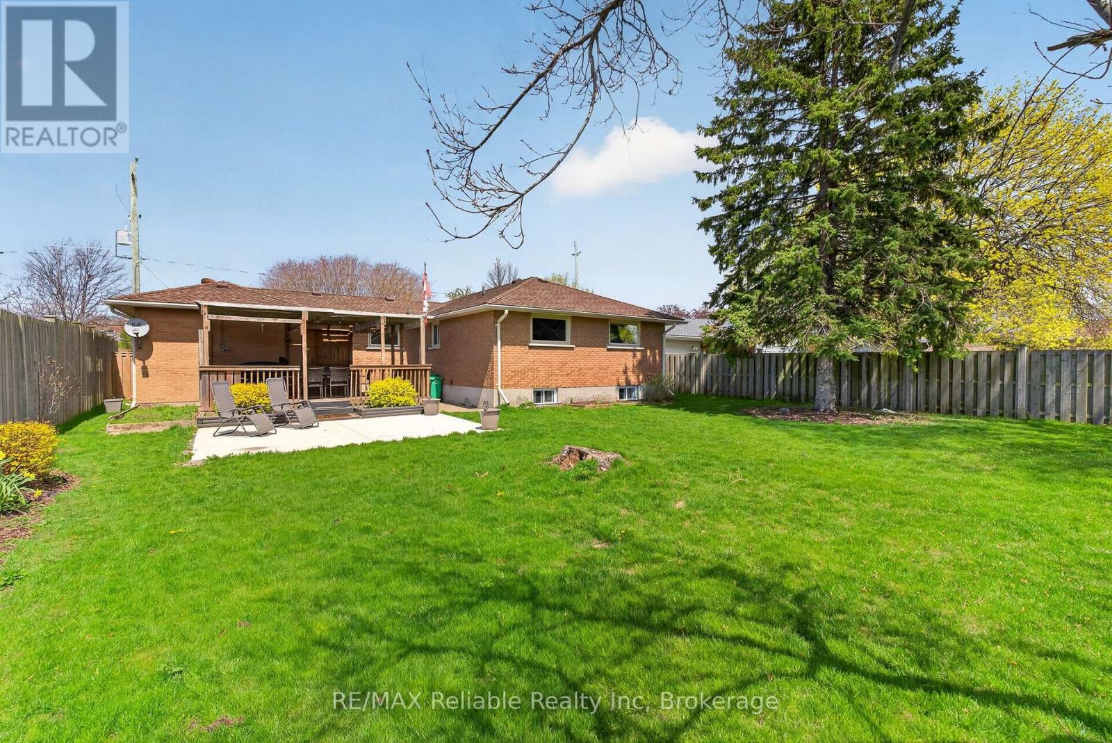 131 CAYLEY STREET - 27