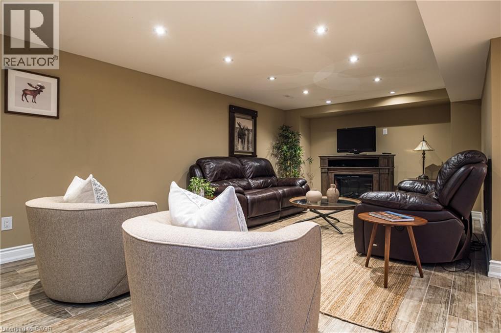1577 OLD SPAR Court, Mississauga, Ontario, L5J1B4 — Photo 35