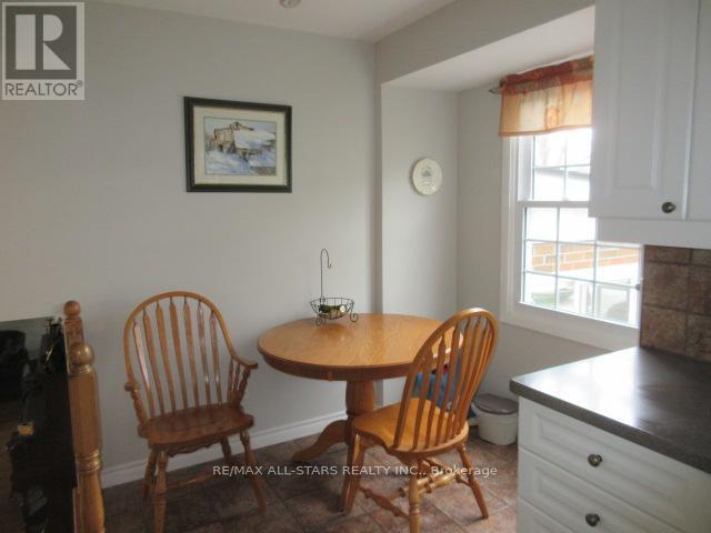137 REID STREET - 11