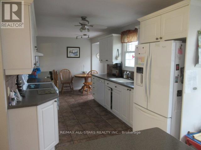 137 REID STREET - 12