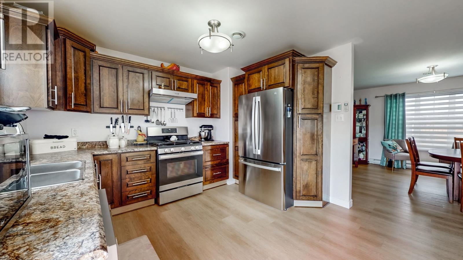 29 Agustus Avenue - 5