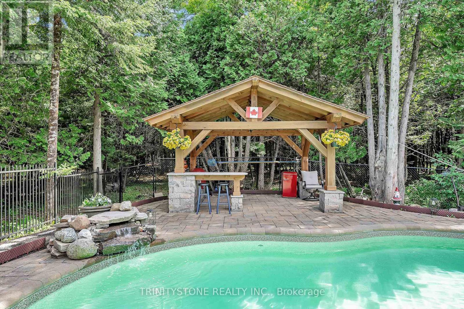 36 SAWGRASS CIRCLE - 38