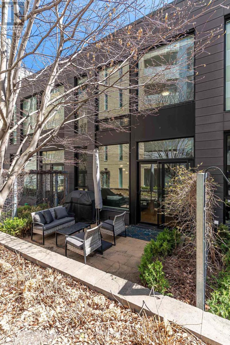 #207 197 LISGAR STREET - 24