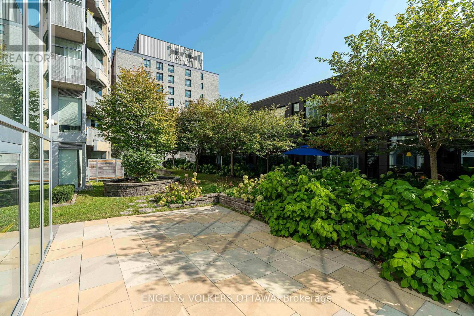 #207 197 LISGAR STREET - 28