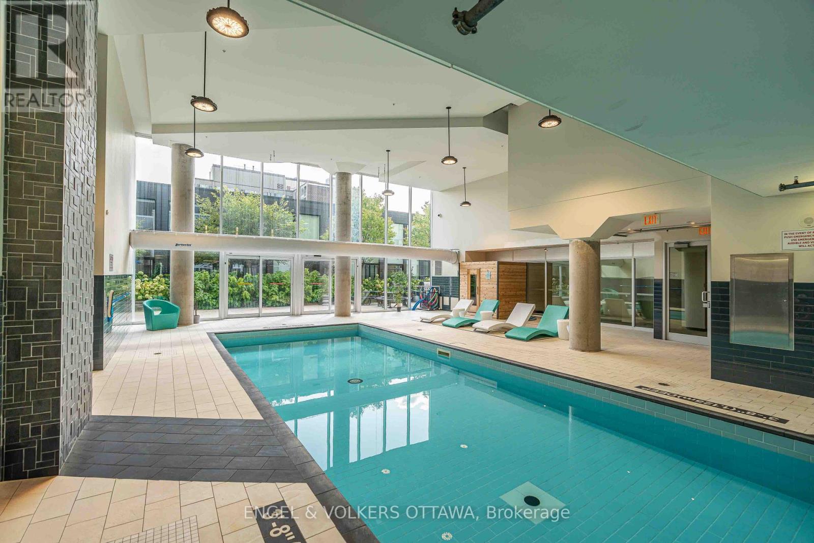 #207 197 LISGAR STREET - 35