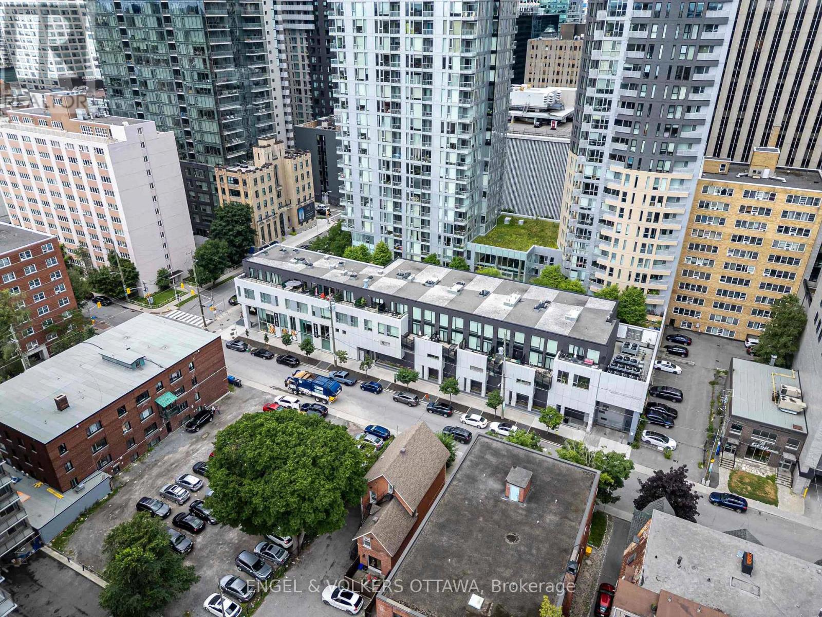 #207 197 LISGAR STREET - 41