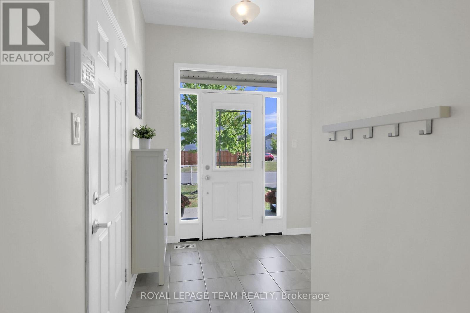 3202 HARVESTER CRESCENT - 6