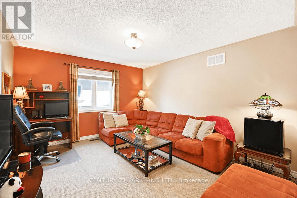 2020 SOLAR PLACE - 40