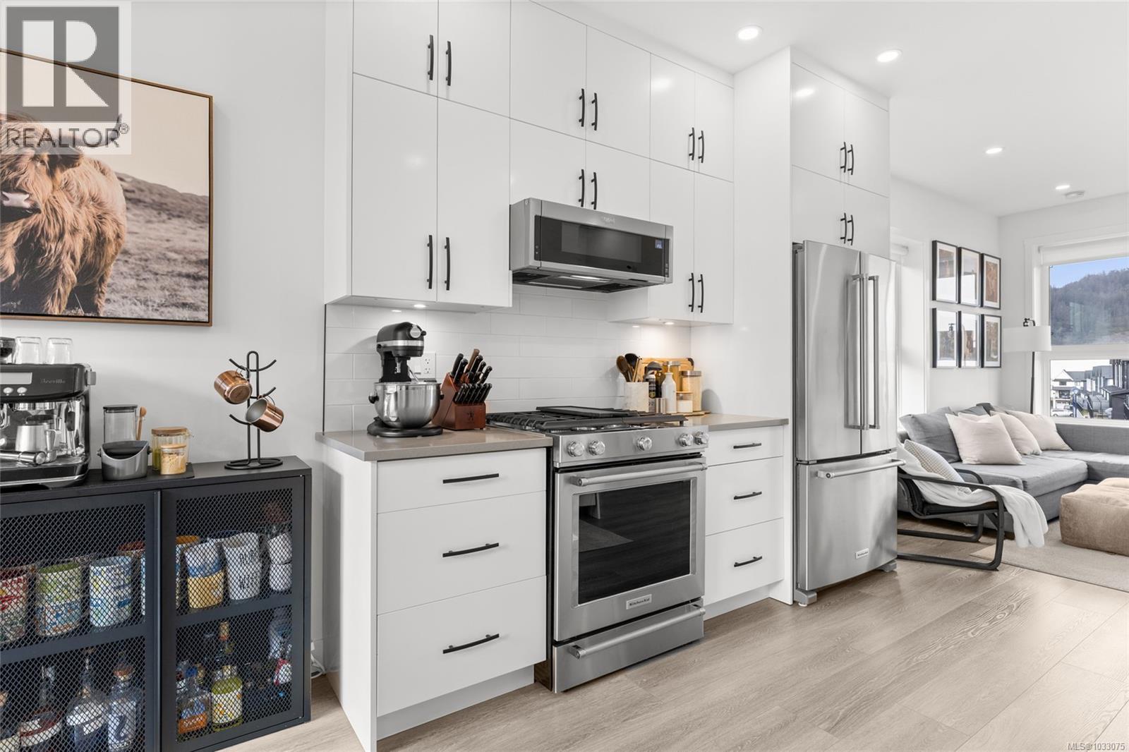 1122 Pullman Close - Image 3
