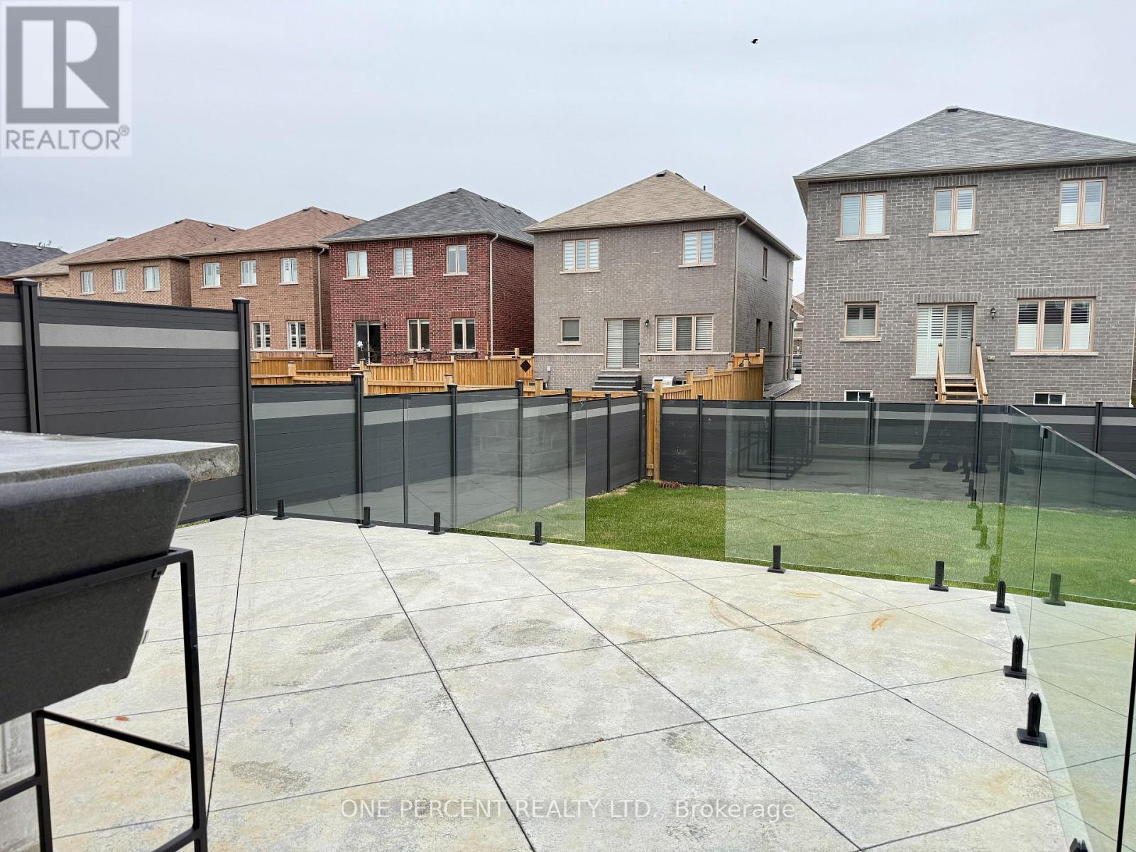 196 WERRY AVENUE - 19