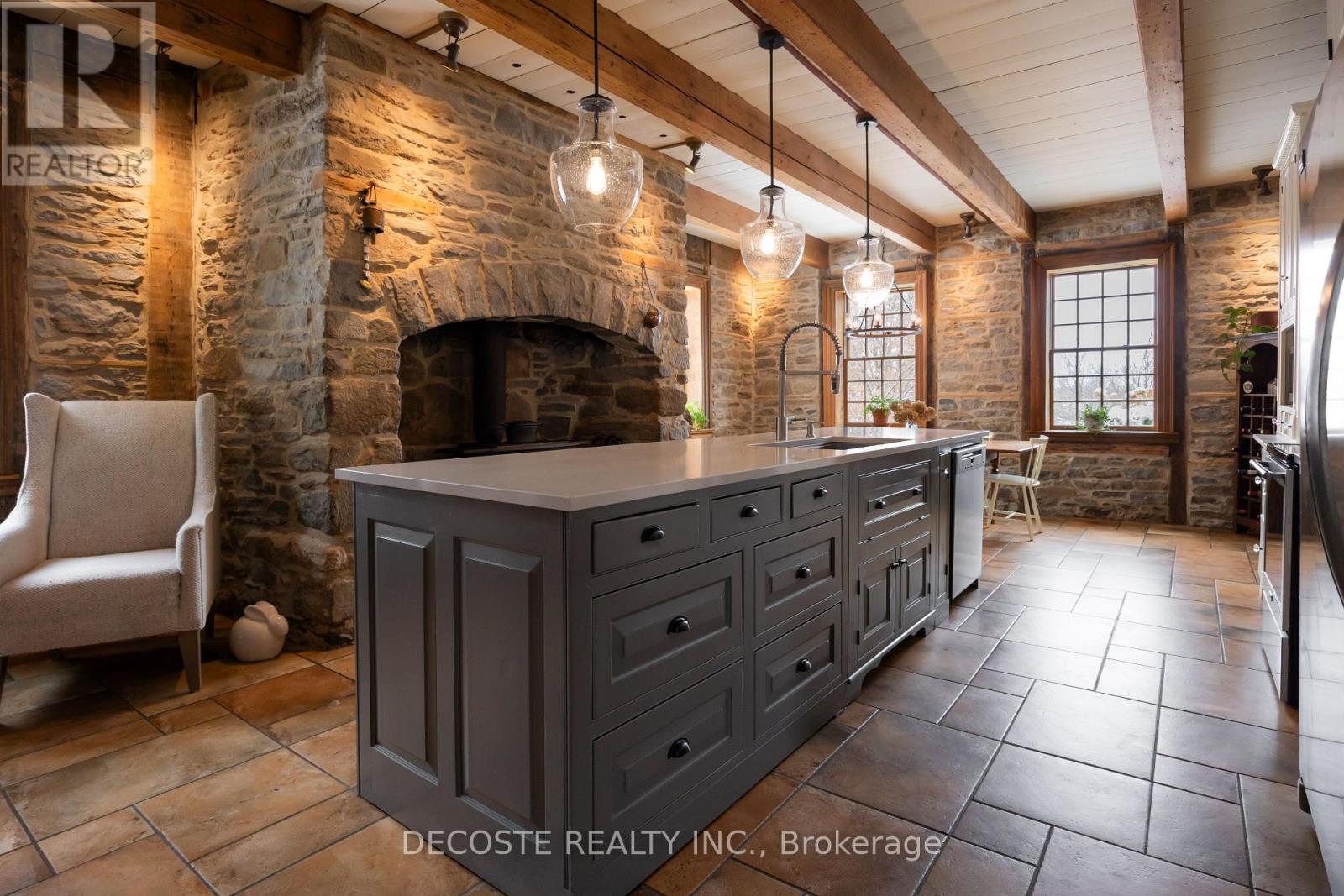 21831 CONC 2 ROAD - 10