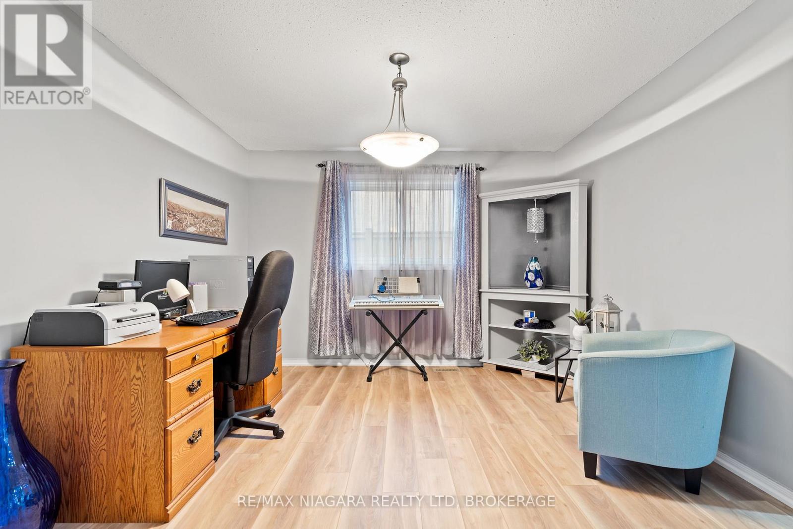 51 WOODRUSH AVENUE - 10