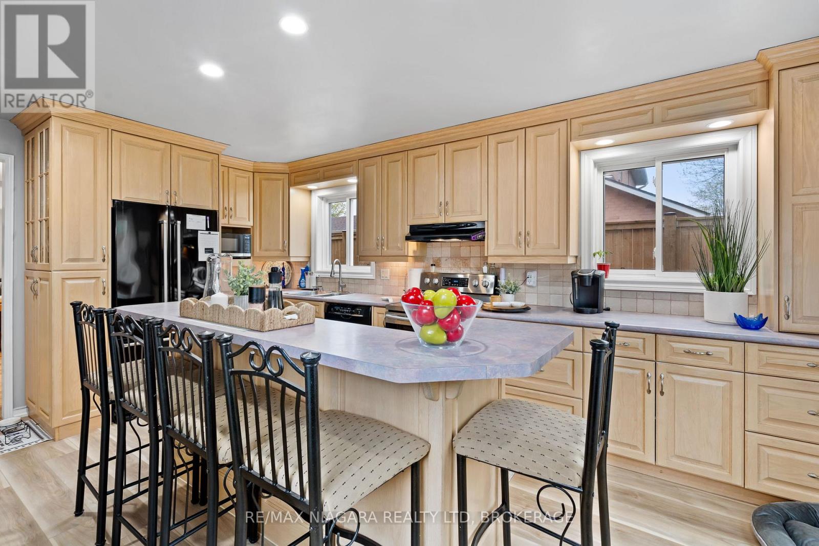 51 WOODRUSH AVENUE - 13