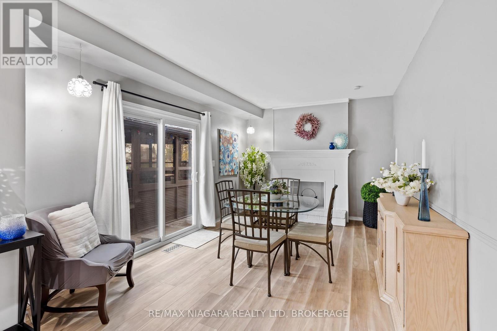 51 WOODRUSH AVENUE - 15