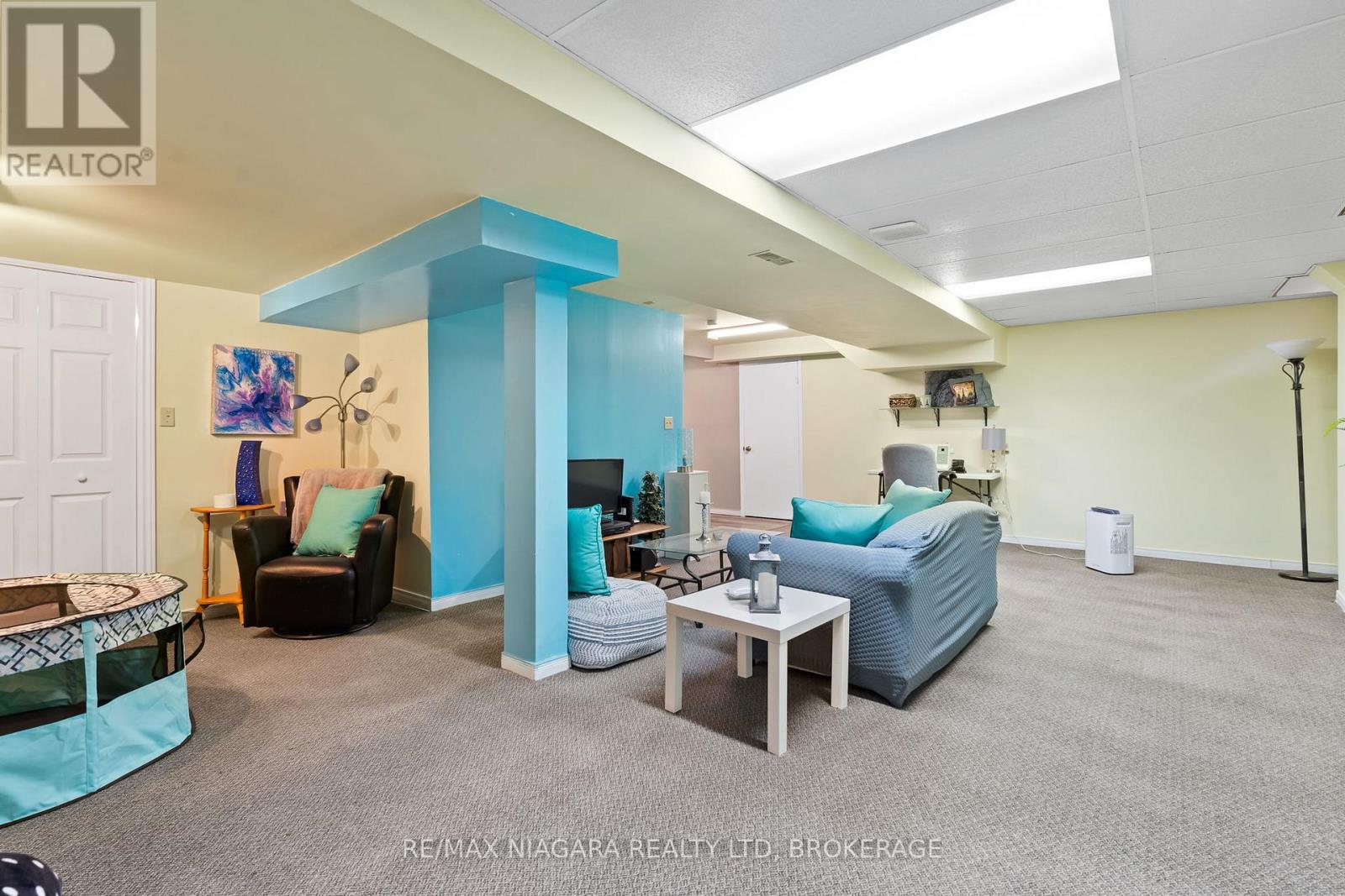51 WOODRUSH AVENUE - 31