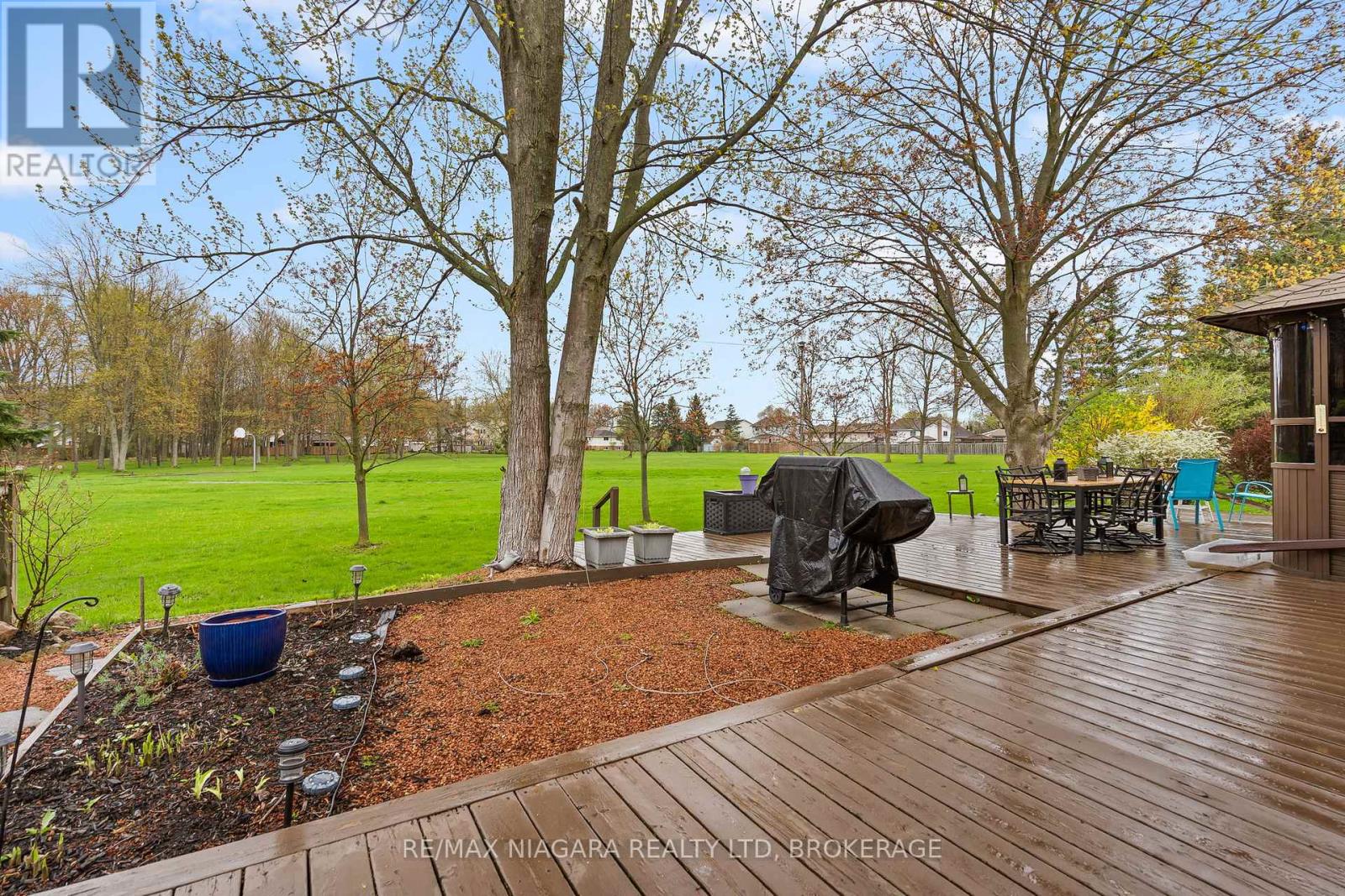 51 WOODRUSH AVENUE - 39