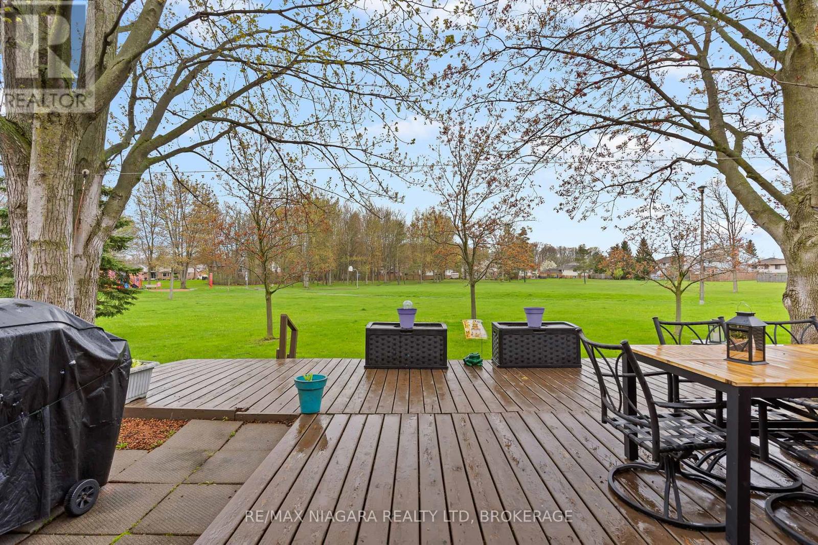 51 WOODRUSH AVENUE - 40