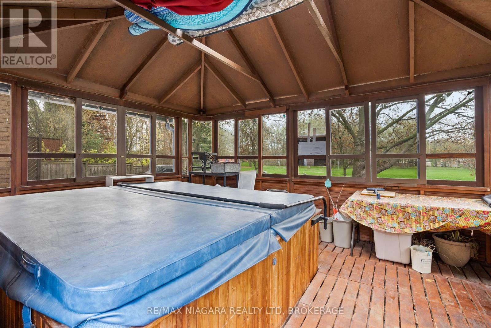 51 WOODRUSH AVENUE - 42