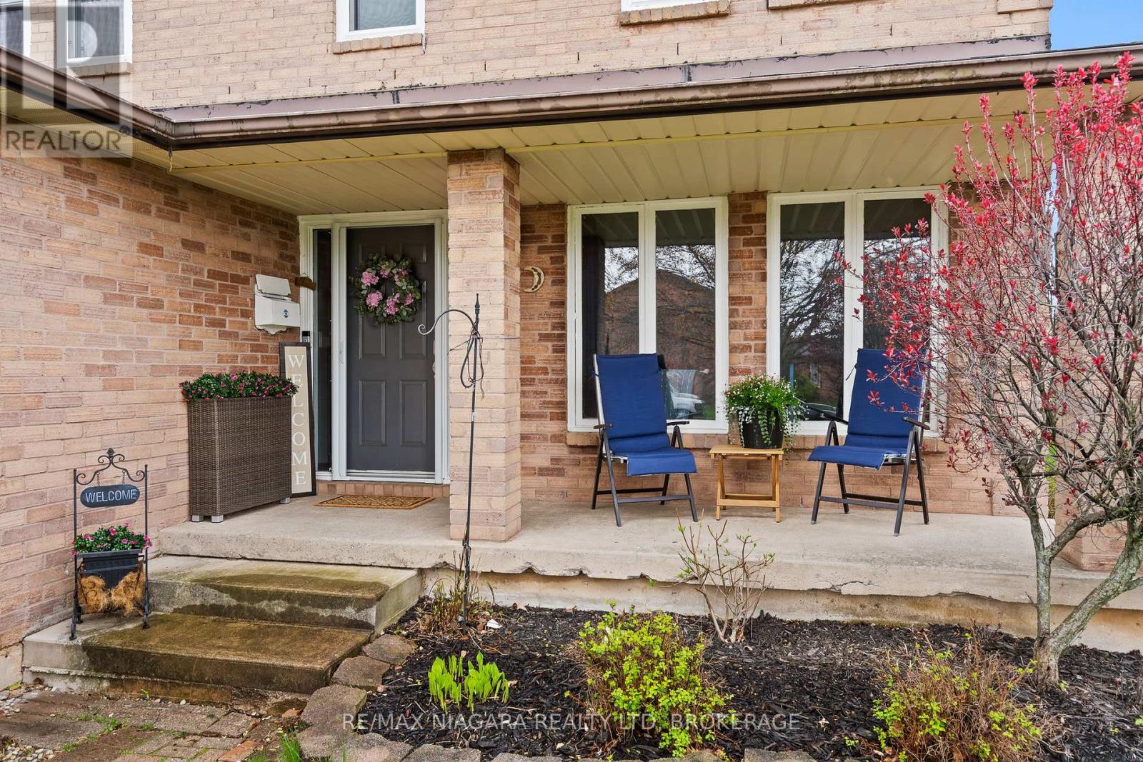 51 WOODRUSH AVENUE - 5