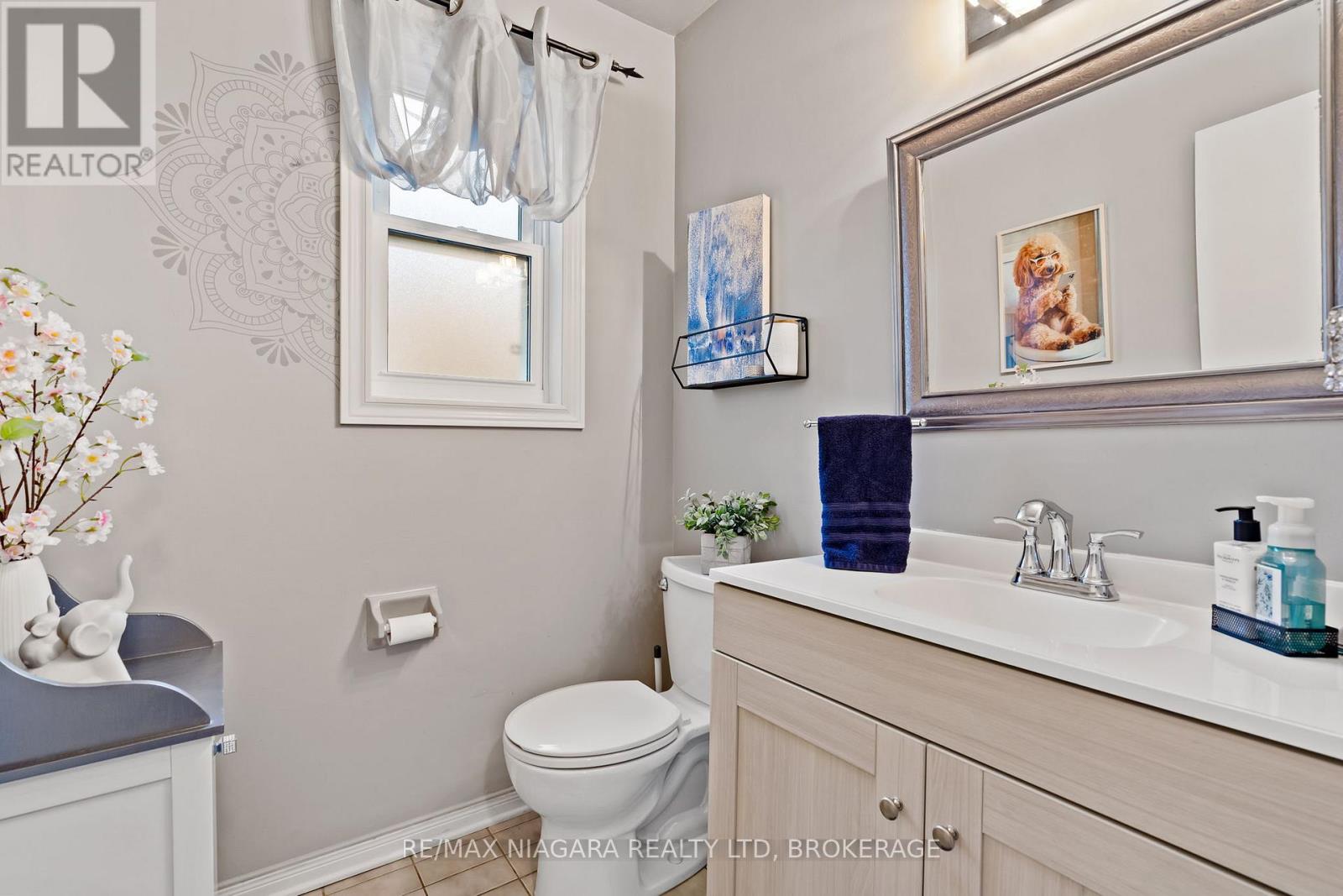 51 WOODRUSH AVENUE - 9