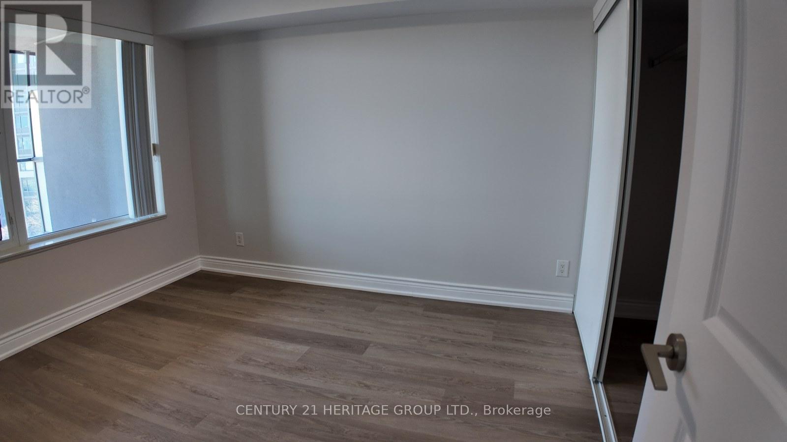 #601 233 SOUTH PARK ROAD - 12