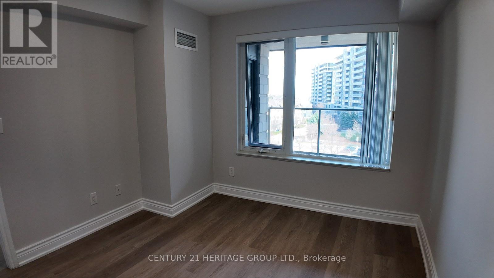 #601 233 SOUTH PARK ROAD - 14
