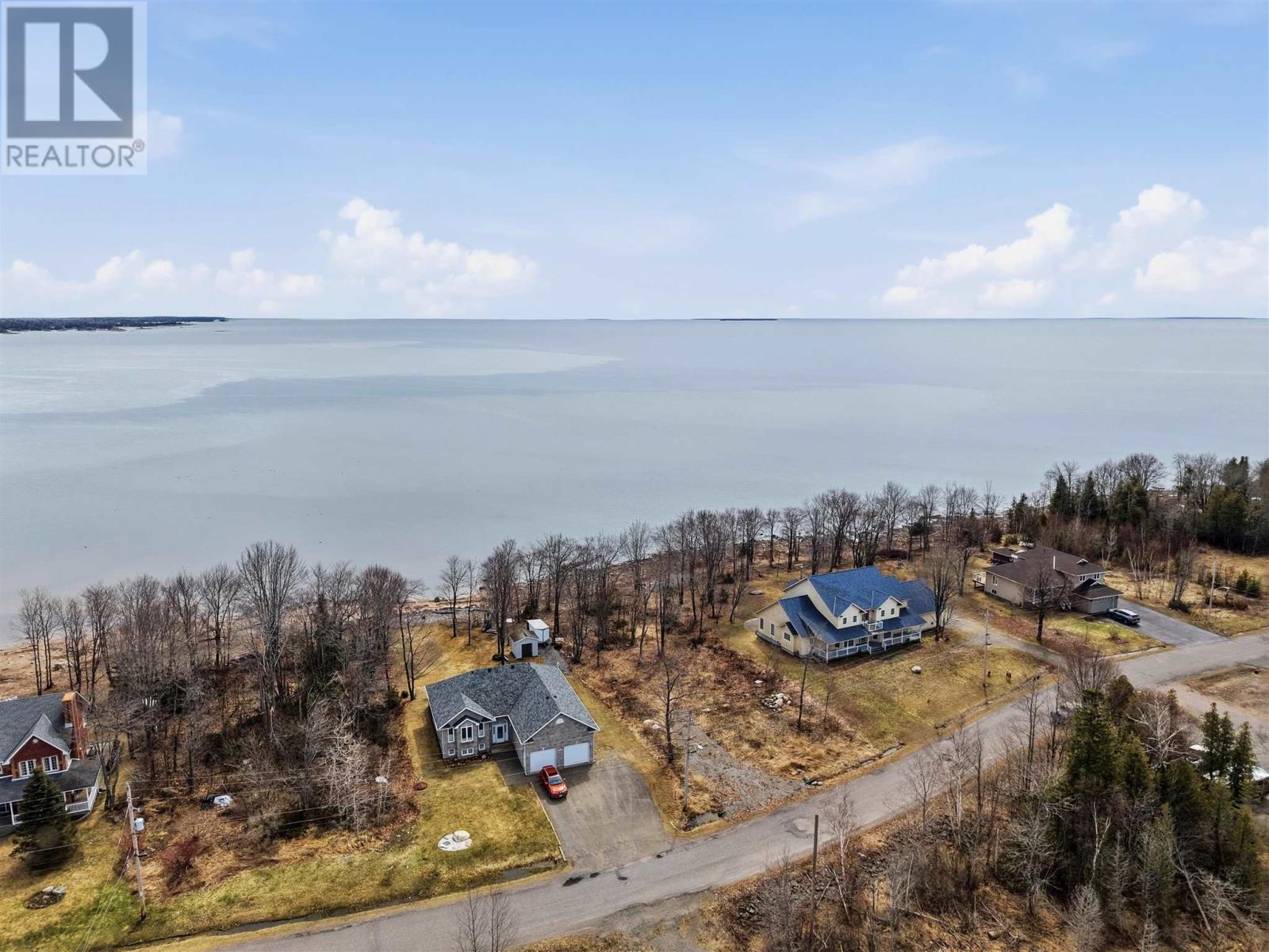19 Lighthouse Point DR, Thessalon, Ontario, P0R1L0 — Photo 2