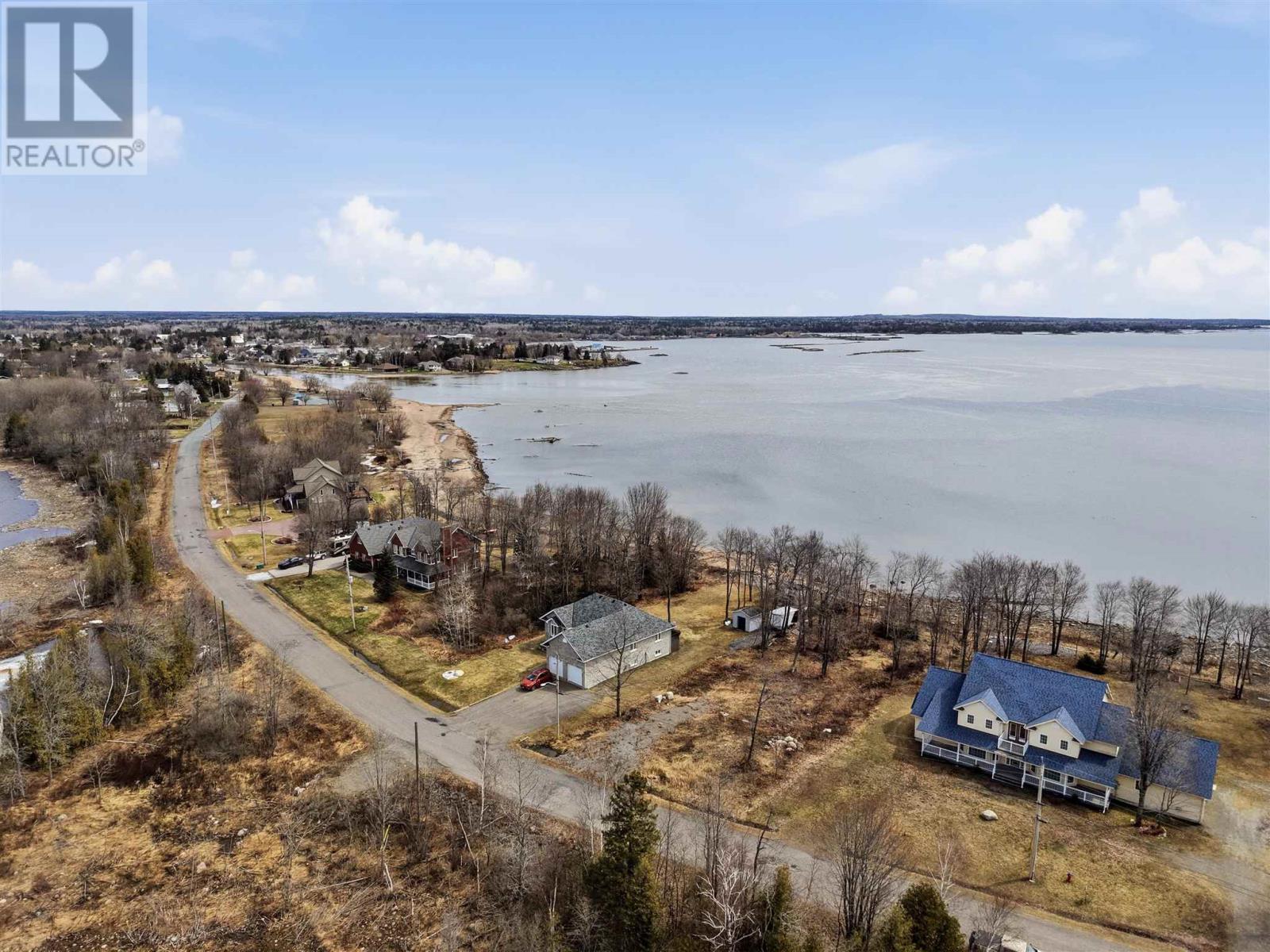 19 Lighthouse Point DR, Thessalon, Ontario, P0R1L0 — Photo 3